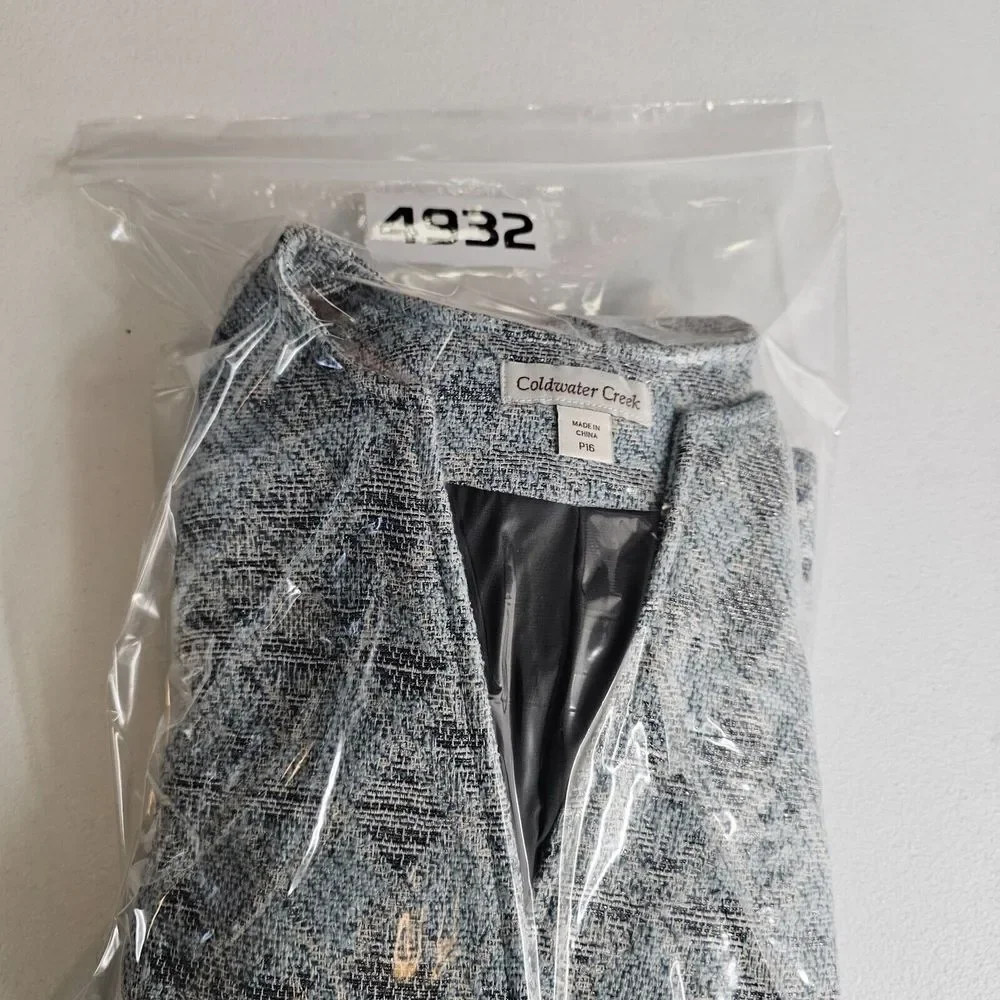 Coldwater Creek clothing pit